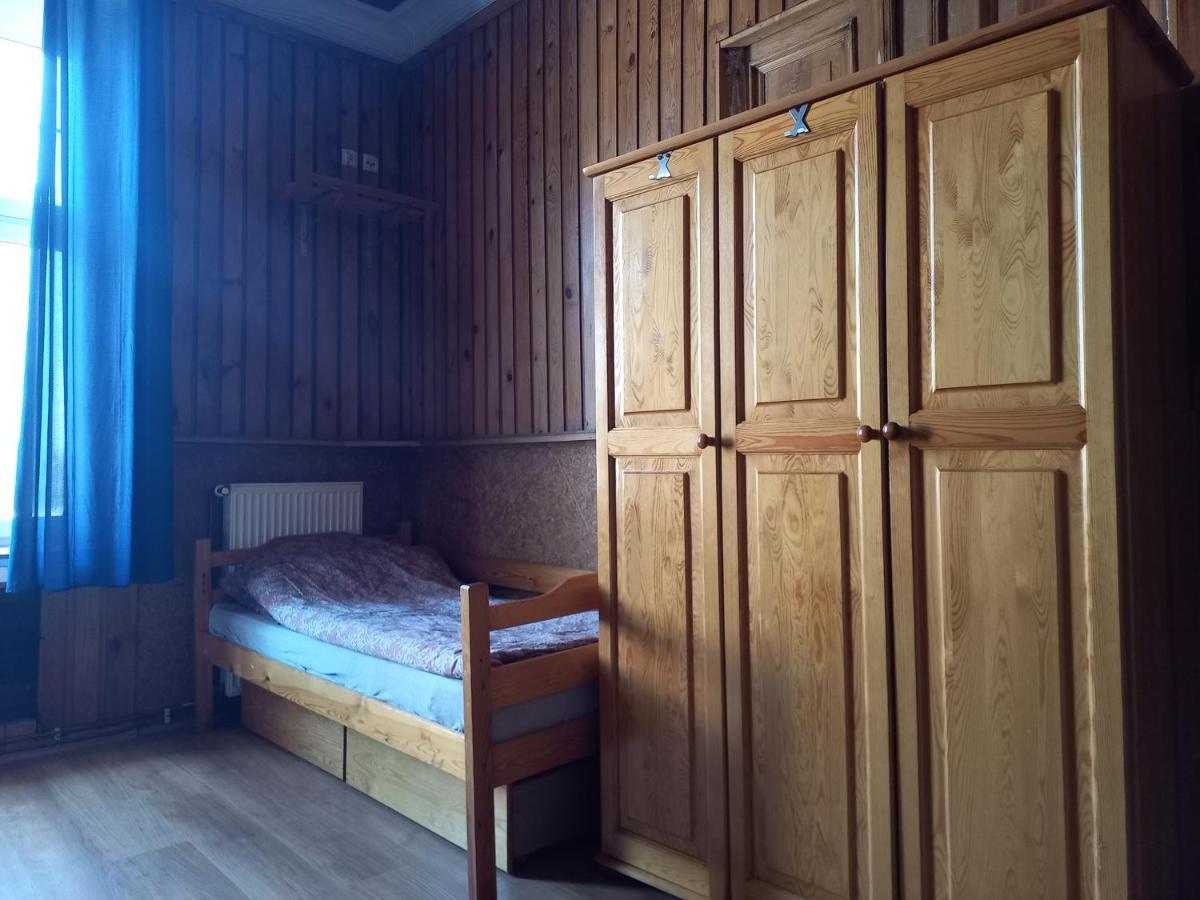 Pokój 4 osobowy w centrum Gdańska z aneksem kuchennym ROOMS TO LET Exterior foto